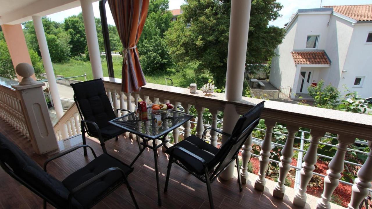 Apartment Kreslin Vantacici Zewnętrze zdjęcie