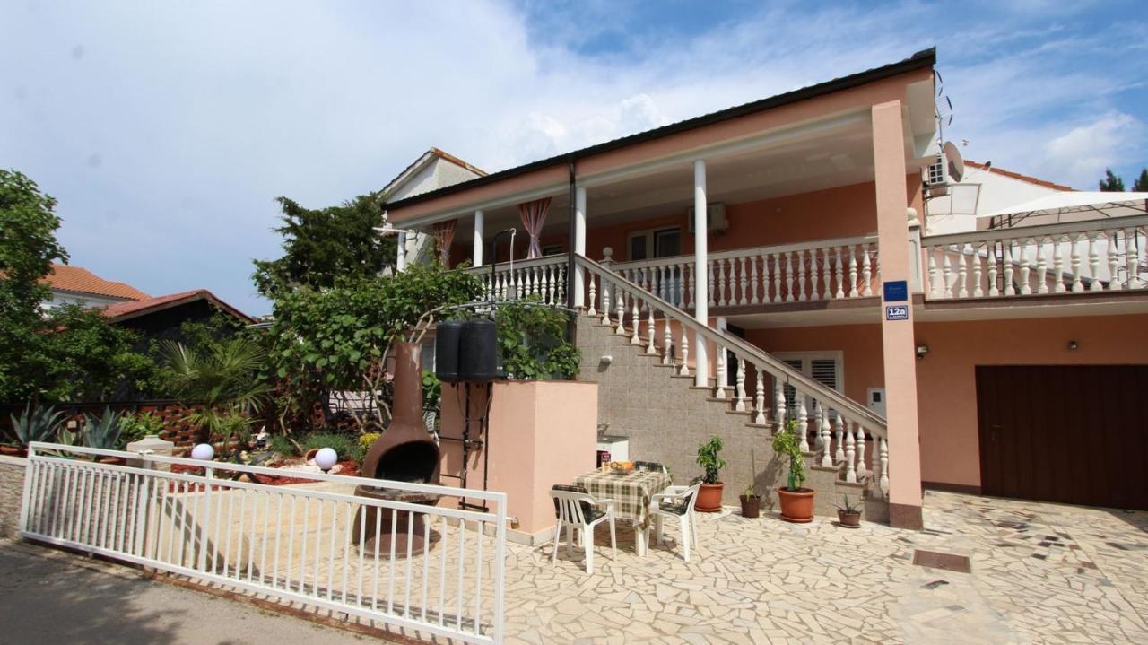 Apartment Kreslin Vantacici Zewnętrze zdjęcie